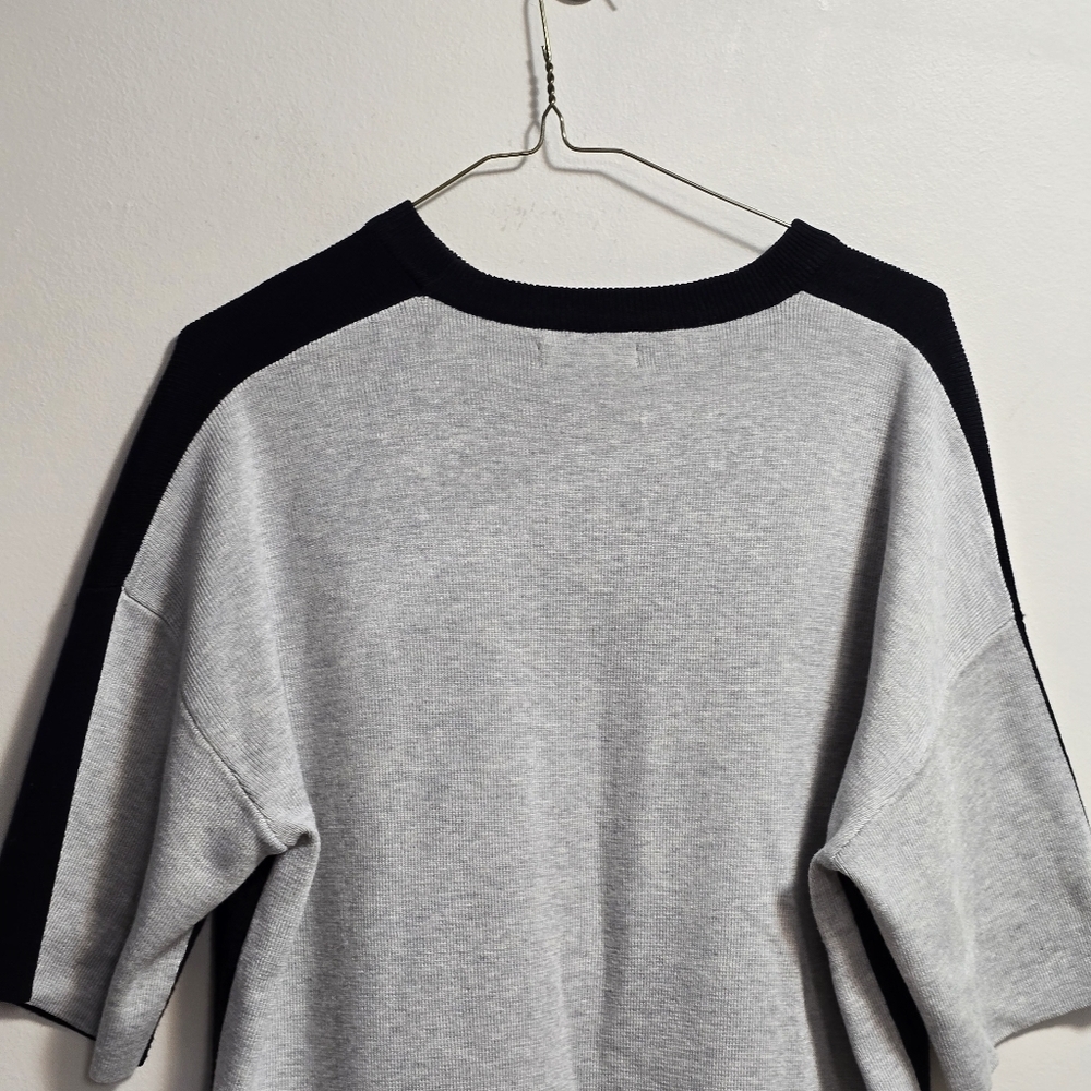 Oak + Fort Wool Blend Navy and Gray Color Block Short Sleeve Knit Top - Picture 5 of 8